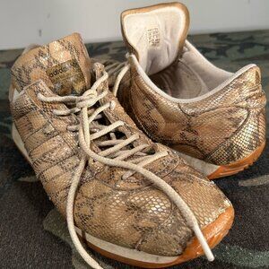 Adidas vintage 'snake' sneakers